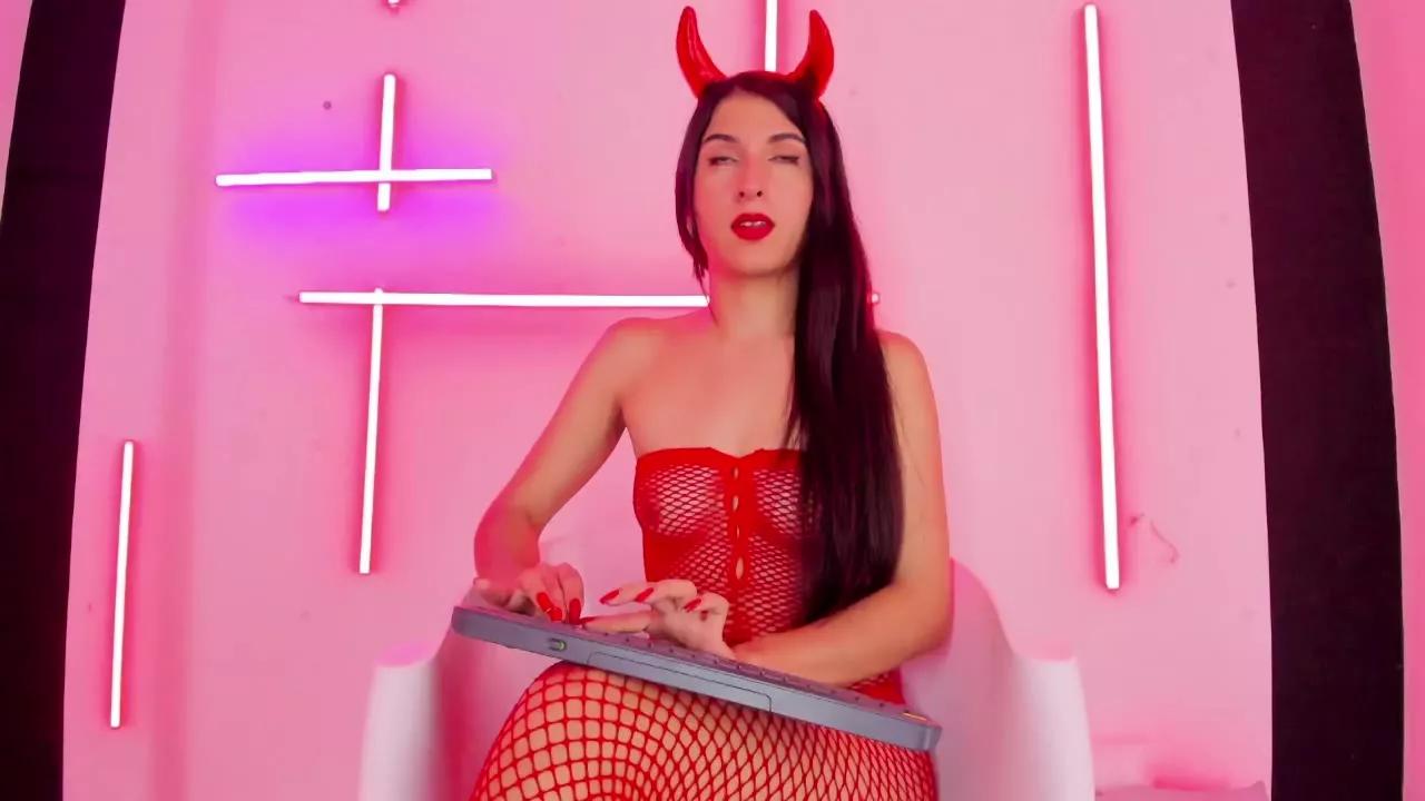 JennTaylor on Streamray 