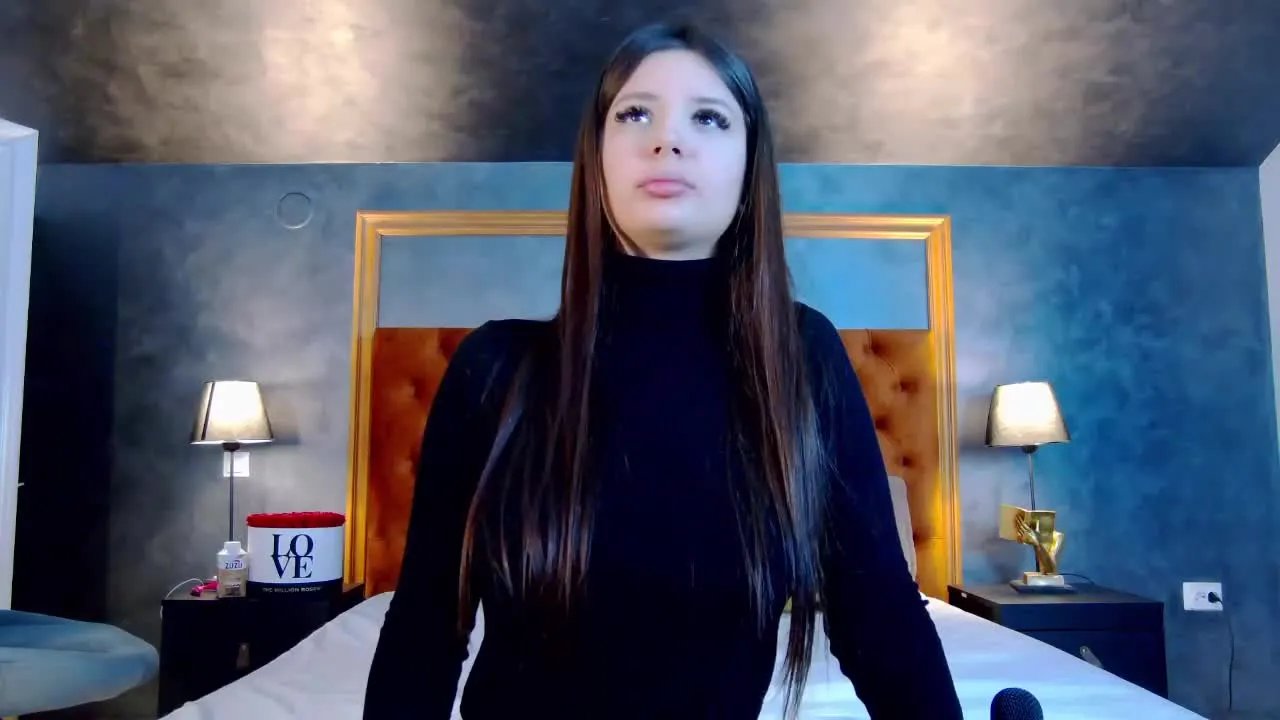 Explore KaliRose, she wants to masturbate for you KaliRose from Streamray