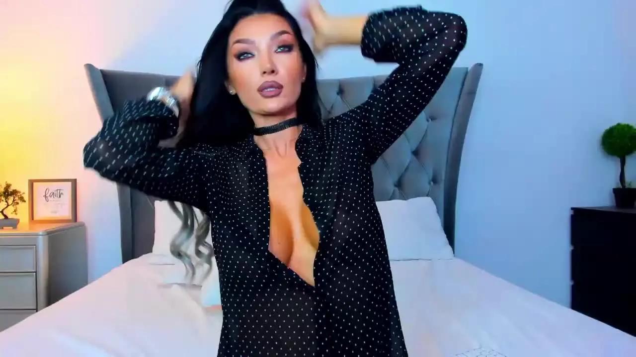 Checkout Streamray's KarinaSmithh KarinaSmithh from Streamray