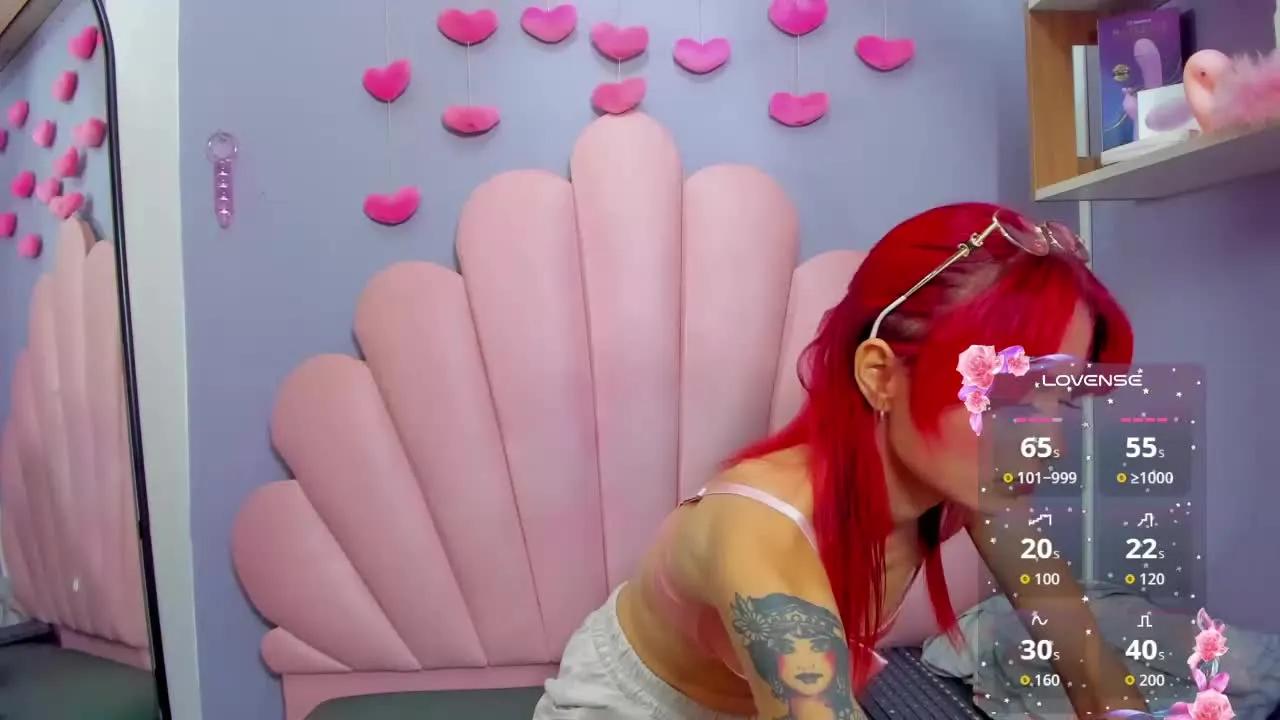 Join 23 years old LUCYMILLERS from Streamray LUCYMILLERS from Streamray