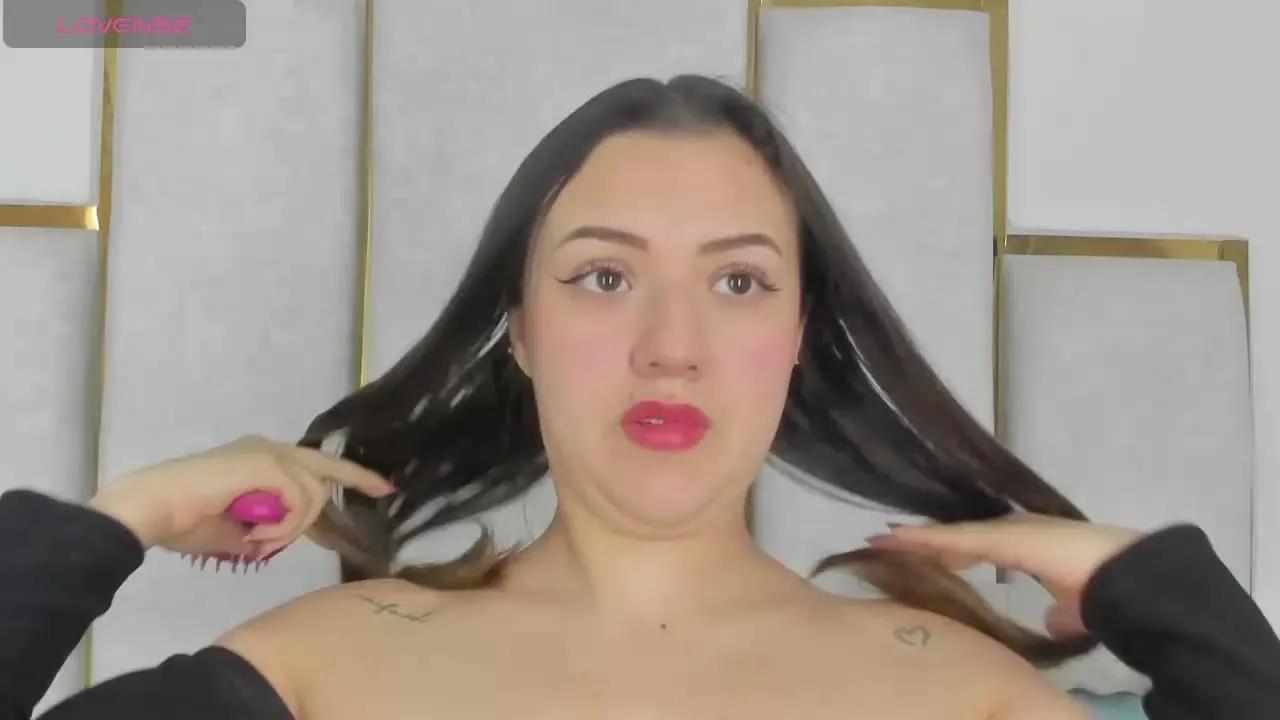 ManelikBlondee from Streamray