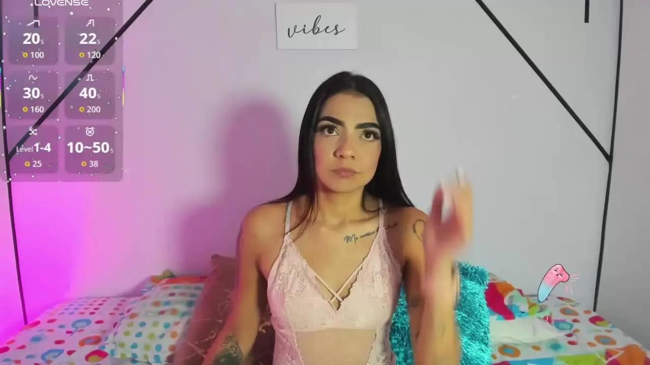 MiahKravitz from Streamray