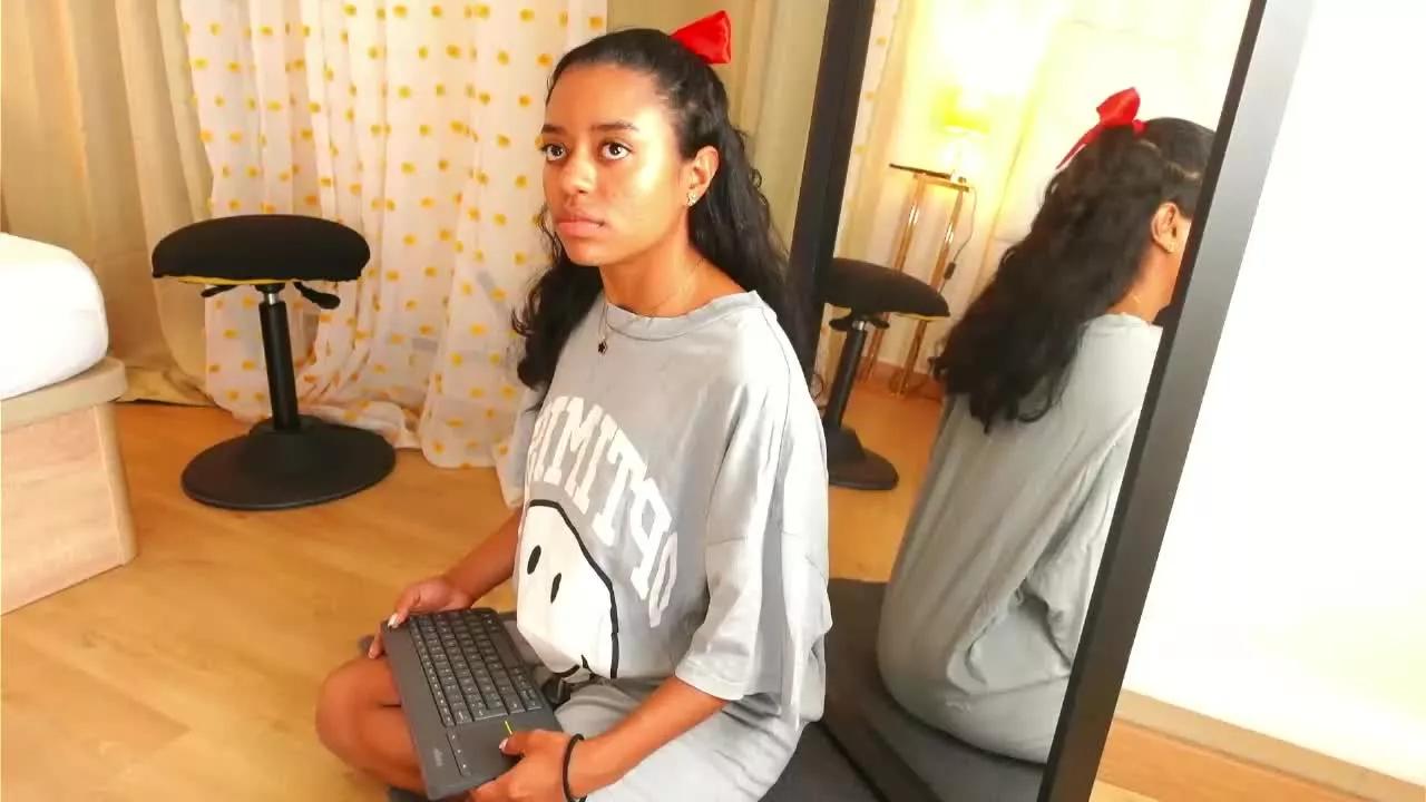Nanadoll on Streamray 