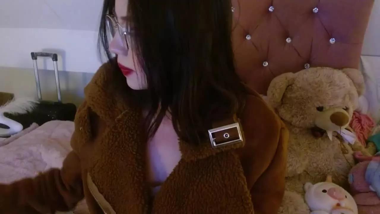 SarayRoussel on Streamray 