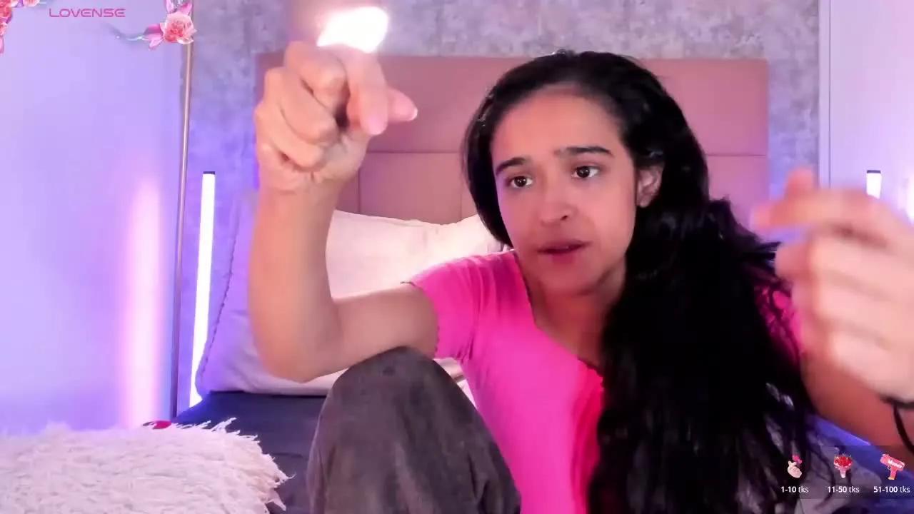 Discover Streamray's SophieWilliiams SophieWilliiams from Streamray