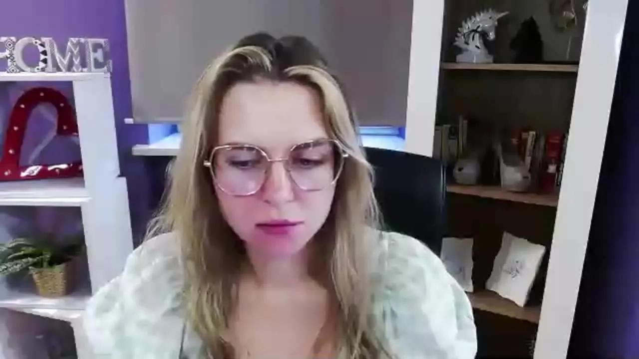 Zoeyx4u from Streamray