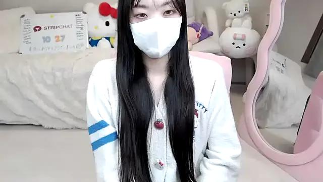 Checkout -momoo-, she wants to masturbate for you -momoo- from StripChat