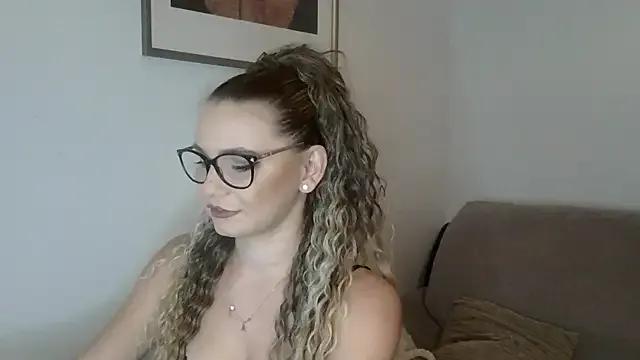 AlessiaCreed from StripChat