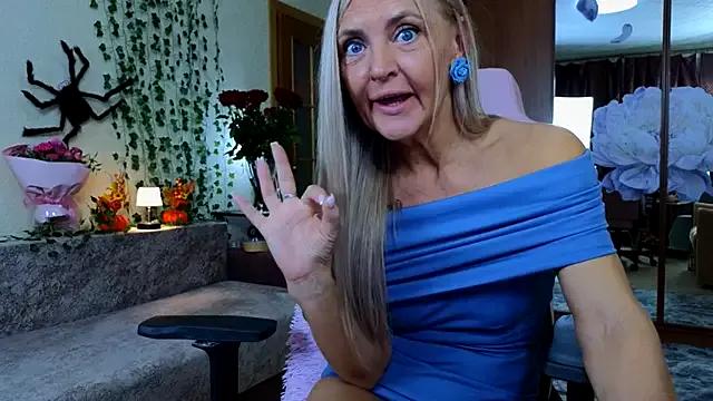 amelia_blondy from StripChat