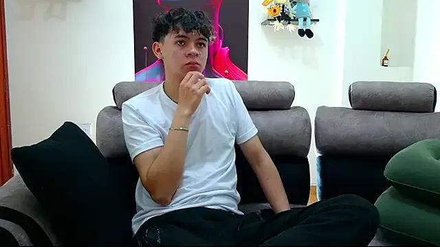 bluewolf247 from StripChat