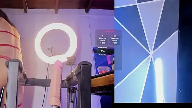 Try sweet performer BritannyClaire BritannyClaire from StripChat