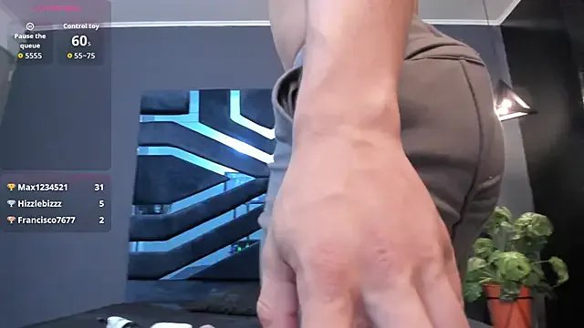 bruno_cavalli from StripChat