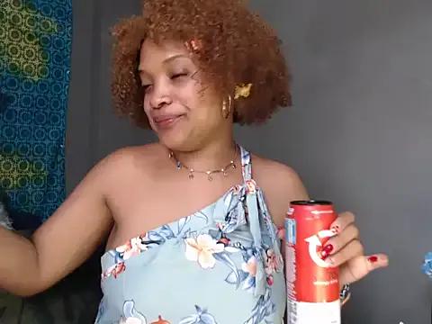 Sweet CREAMYCUPCAKExxx wants you to fuck her body now CREAMYCUPCAKExxx from StripChat