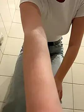 StripChat Cumonmme Cumonmme from StripChat