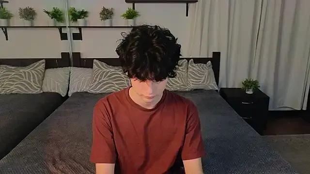 Cute_Mike from StripChat