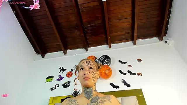 dakota_stream from StripChat