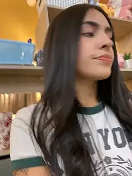 Cute DaphneUwu wants you to fuck her body now DaphneUwu from StripChat