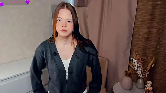 DremaMiears from StripChat