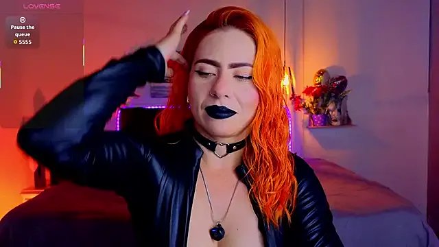 Dulce_charlottee from StripChat