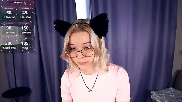 Naked EdaKirkIin wants you to fuck her body now EdaKirkIin from StripChat