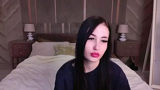 EmmaLawrens on StripChat 