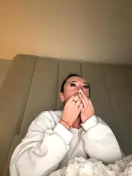 HeavensDevil_97 from StripChat