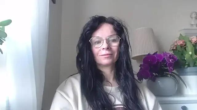 Sweet HelenLuxx from StripChat HelenLuxx from StripChat