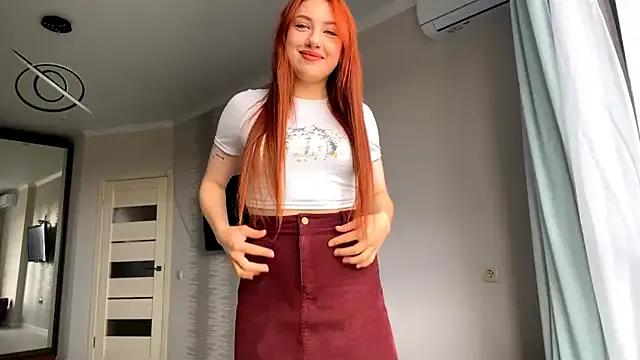 IsabellaRedfire from StripChat