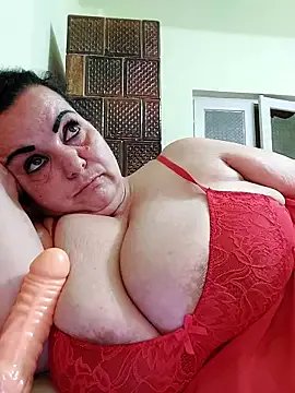 IvettkeXXX from StripChat