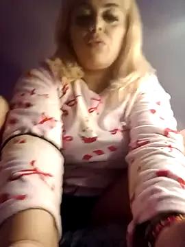 Amazing Izauri2025 wants you to fuck her body now izauri2025 from StripChat