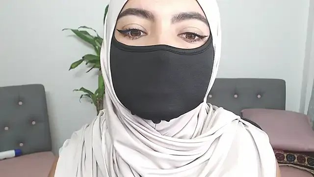 jade_nassar from StripChat