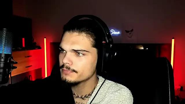 Admire amazing stripper JordanShow JordanShow from StripChat