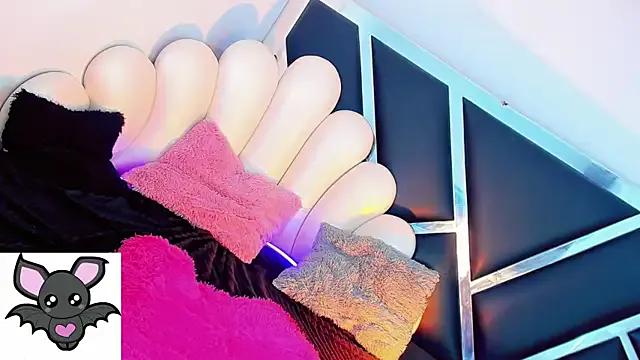 Naked latina_sexdoll from StripChat latina_sexdoll from StripChat