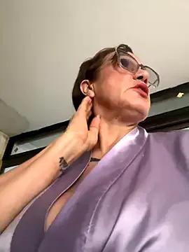 Try sexy slut Lonely_shewolf lonely_shewolf from StripChat