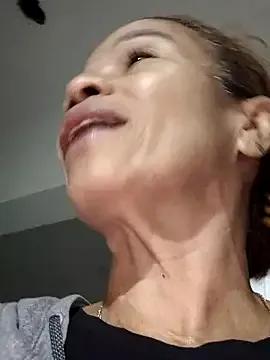 Explore Merybeks, she wants to masturbate for you Merybeks from StripChat