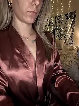 Nikiita_X from StripChat