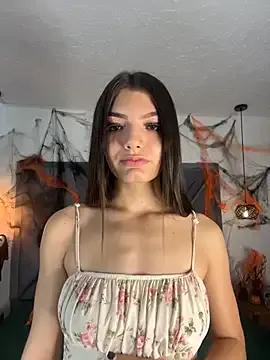 RoxyRoyaleXXX from StripChat