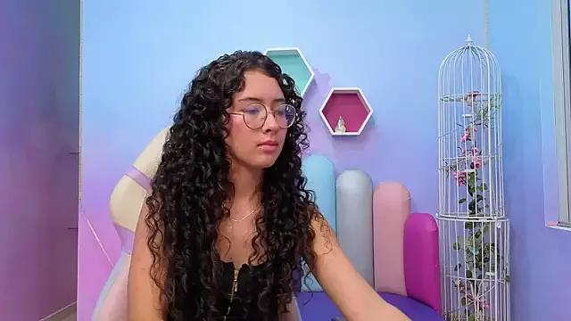 Sasha-Monroe from StripChat