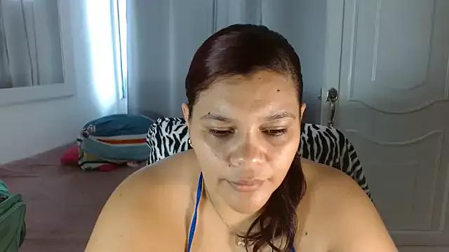 Selenna01 on StripChat 