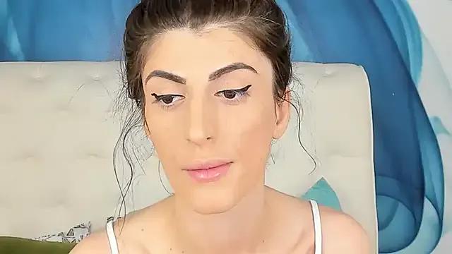 Admire SkinnyDolly, she wants to masturbate for you SkinnyDolly from StripChat