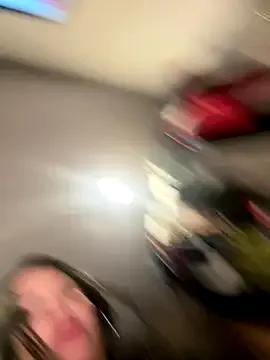 Sexy SQUIRTINGQUEEN11 wants you to fuck her body now SQUIRTINGQUEEN11 from StripChat