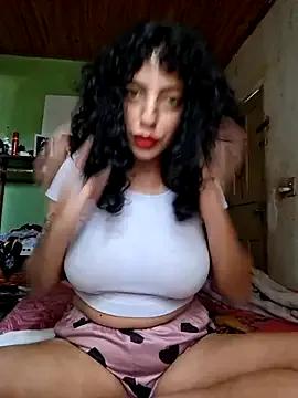 Sweet-diamondxxx from StripChat