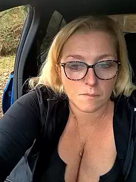 Discover StripChat's Winniess40 winniess40 from StripChat