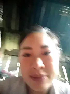 yeu-yeu from StripChat